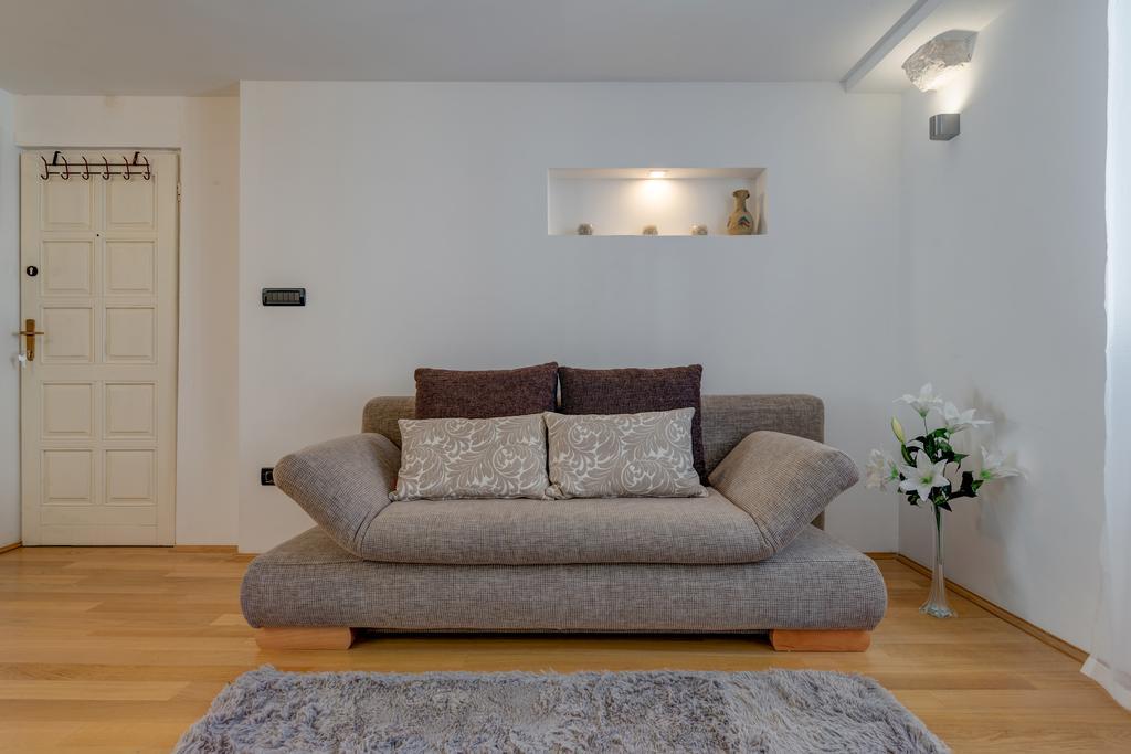 Temple Luxury Apartments & Rooms Сплит Екстериор снимка